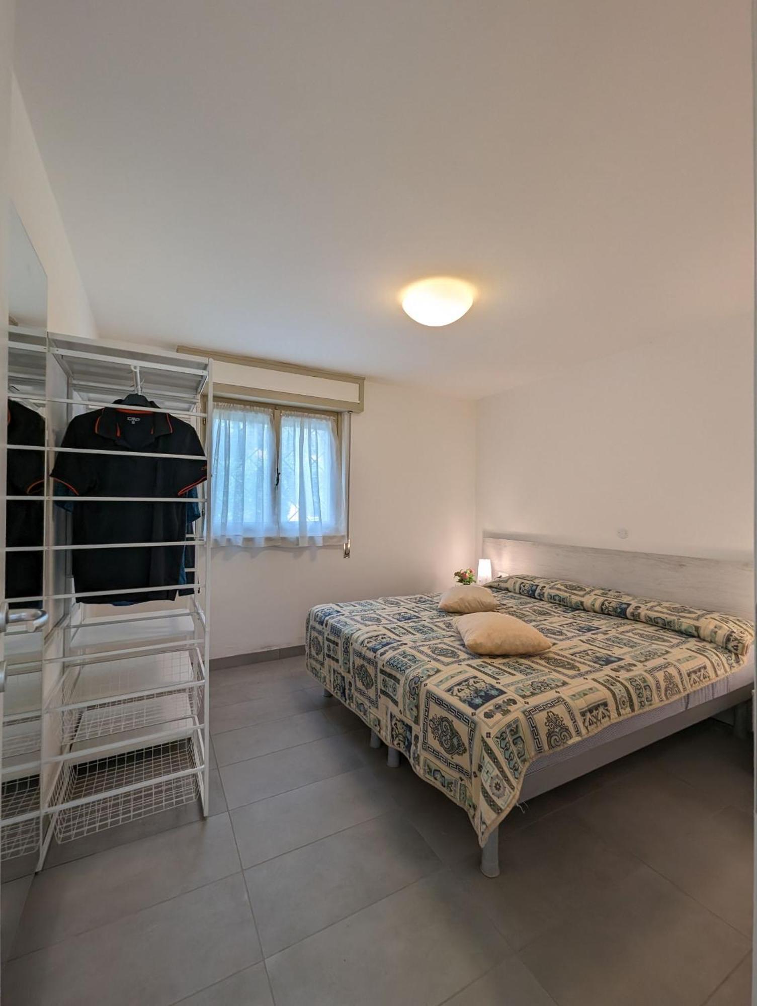 Villa Tre Pini ลินญาโน ซับเบียโดโร ภายนอก รูปภาพ